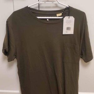 Levis Made and Crafted Pocket Tee